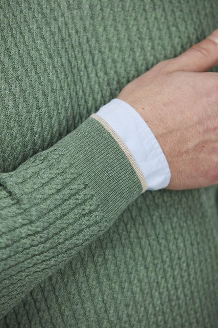 HALF ZIP MINI CABLE KNIT HALF ZIP MINI CABLE KNIT