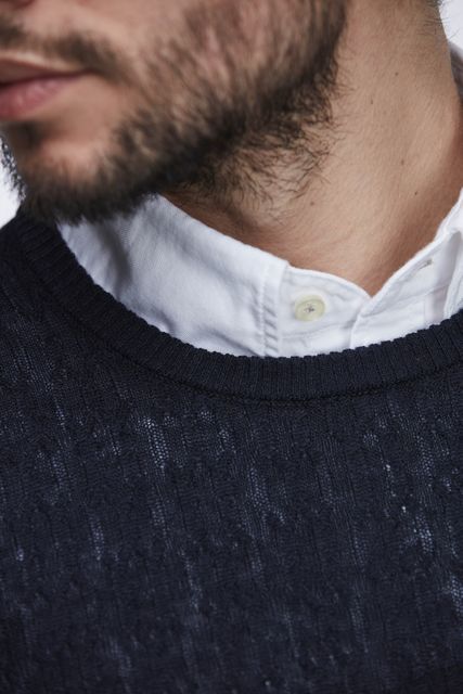 CREW NECK MERINO LINEN CABLE CREW NECK MERINO LINEN CABLE