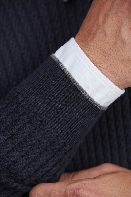 HALF ZIP MINI CABLE KNIT HALF ZIP MINI CABLE KNIT