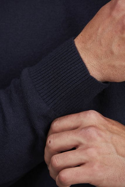 GEELONG ROLLNECK KNIT