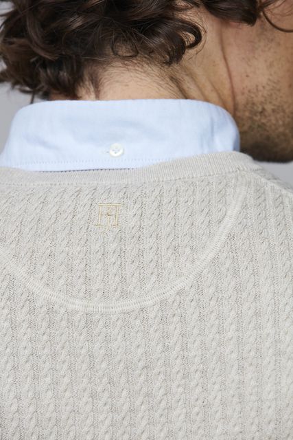 CREWNECK MINI CABLE KNIT CREWNECK MINI CABLE KNIT