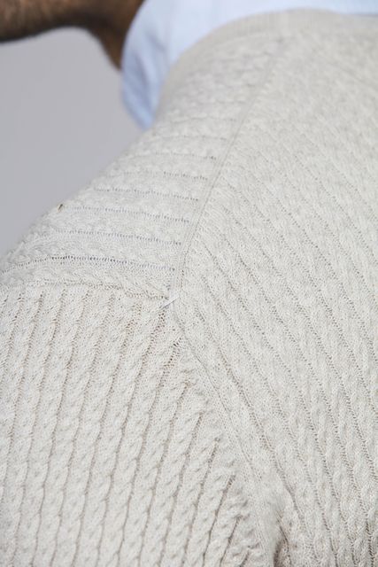 CREWNECK MINI CABLE KNIT CREWNECK MINI CABLE KNIT