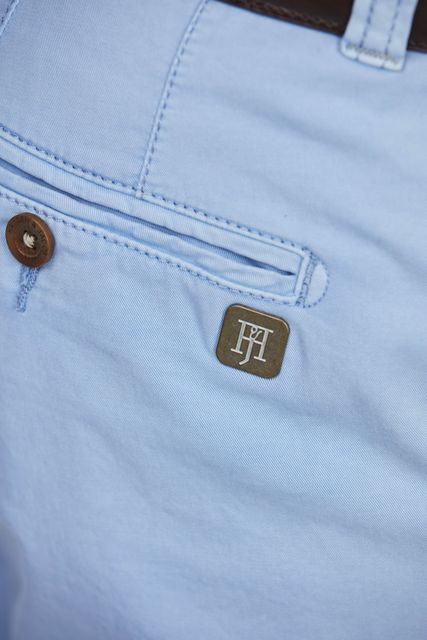 CLASSIC CHINO SHORTS CLASSIC CHINO SHORTS