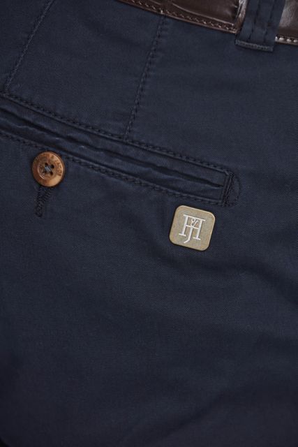 CLASSIC CHINO SHORTS CLASSIC CHINO SHORTS