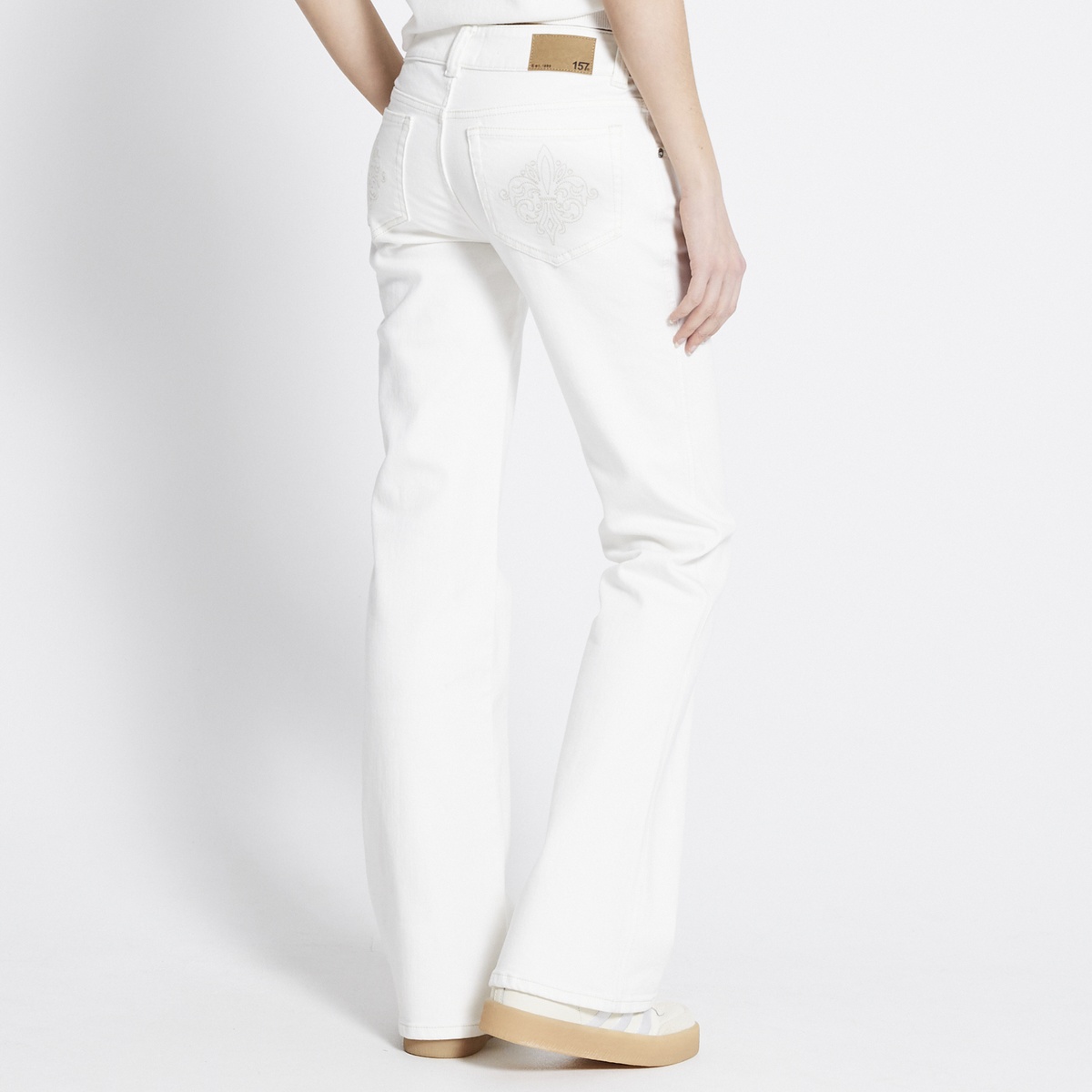 Paris Embroidery Jeans