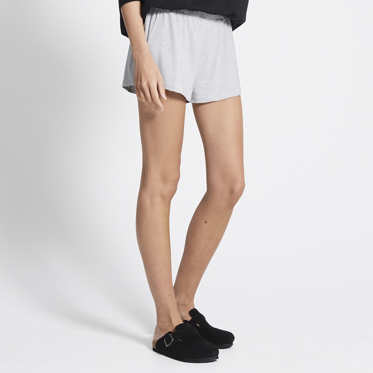 Hedvig Stripe shorts