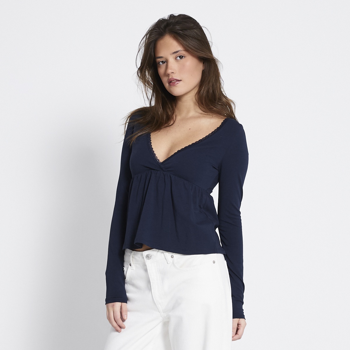 Long-sleeve v-neck Top