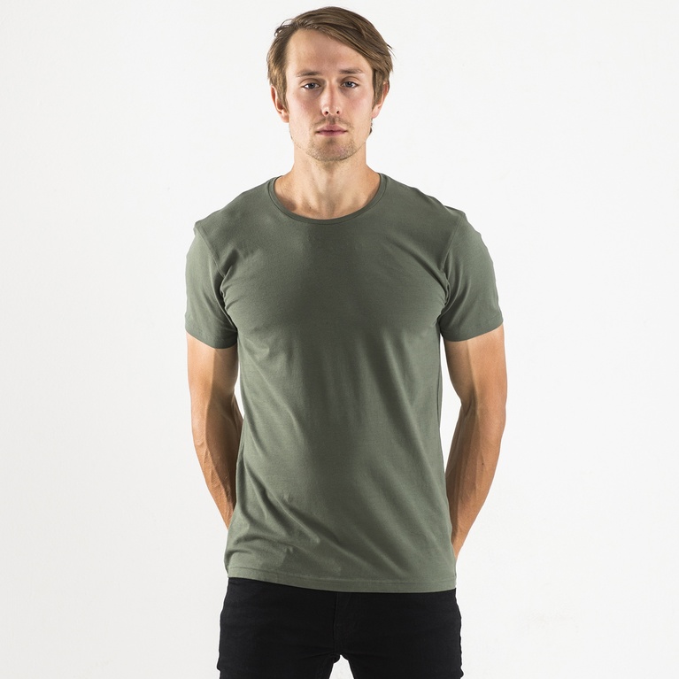 T-paita U-neck "Casper" T-paita U-neck "Casper"