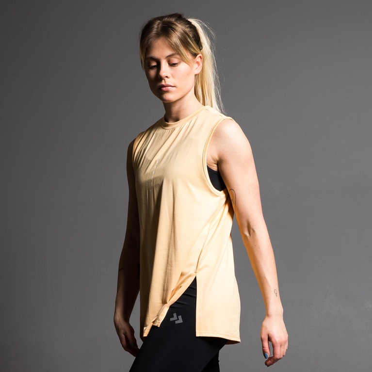 Top "Slit Singlet" Top "Slit Singlet"