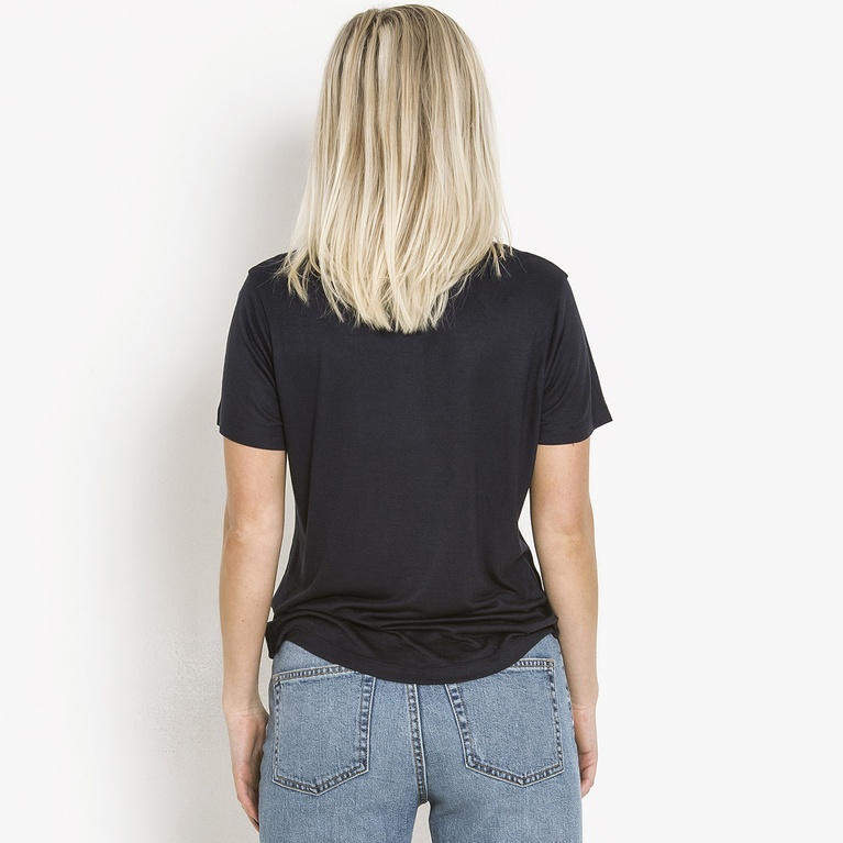 Viskostopp U-neck "Nilla" Viskostopp U-neck "Nilla"