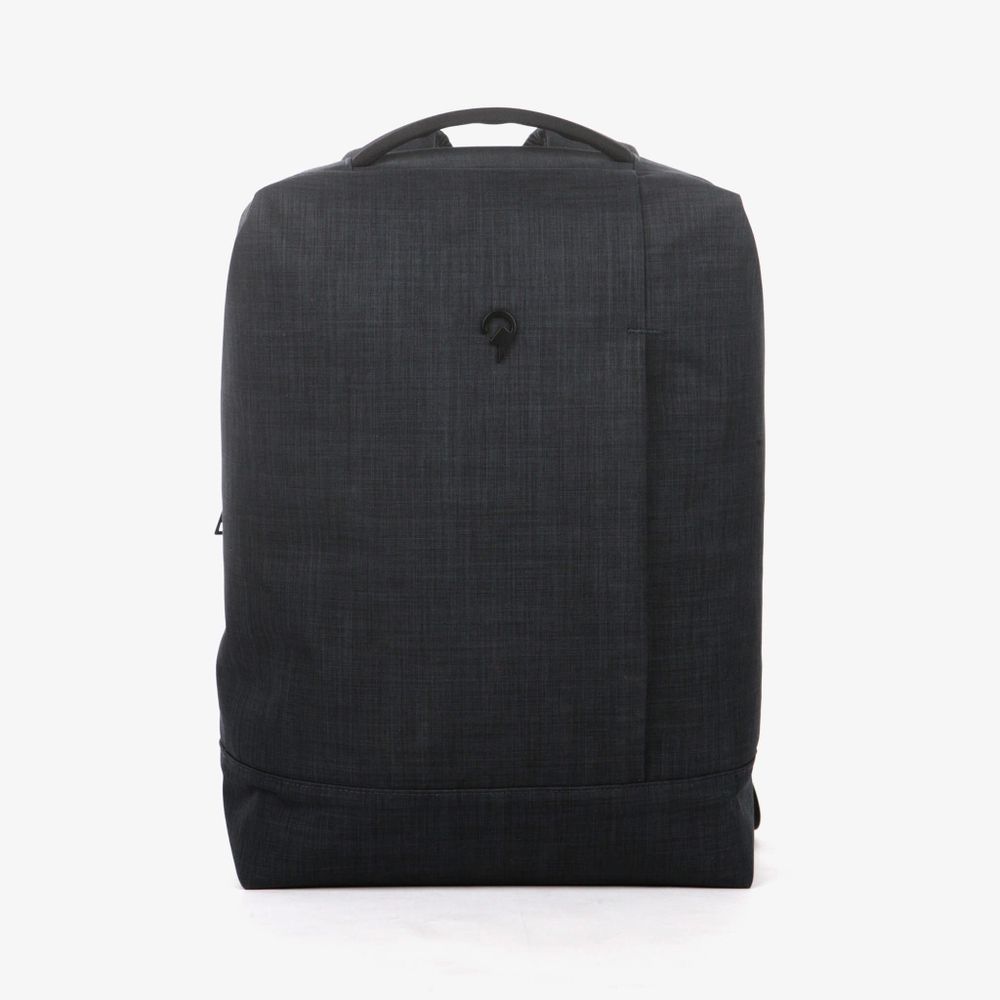 Flight Backpack Laptop-väska 15,6" 18L Flight Backpack Laptop-väska 15,6" 18L