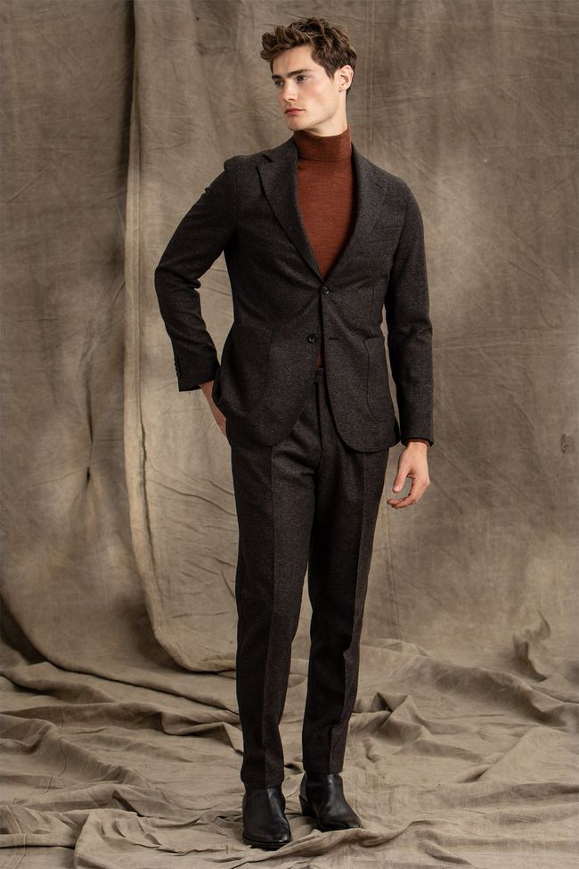 Einar suit