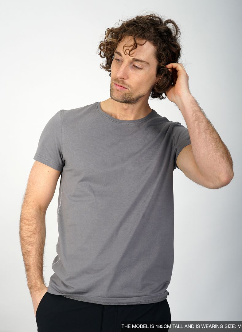 Badge Tee Badge Tee