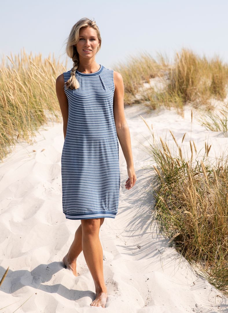 W Asana Sleeveless Dress W Asana Sleeveless Dress