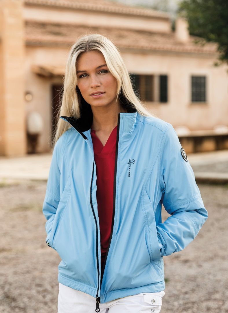 W Challenge Crew Jacket W Challenge Crew Jacket
