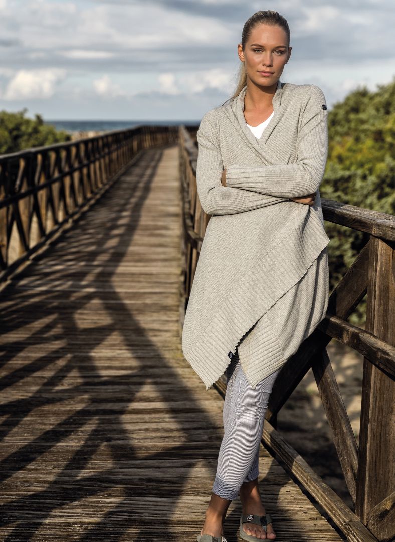 W Tiller Wrap Cardigan W Tiller Wrap Cardigan