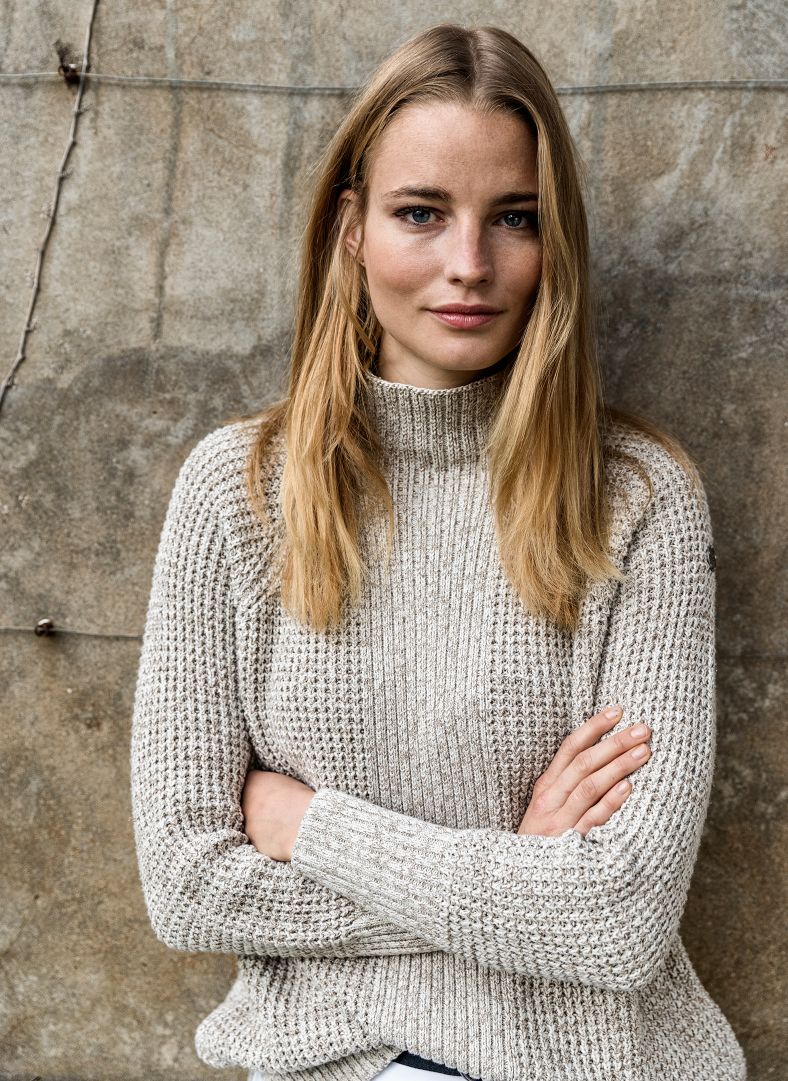 W Alani Sweater W Alani Sweater