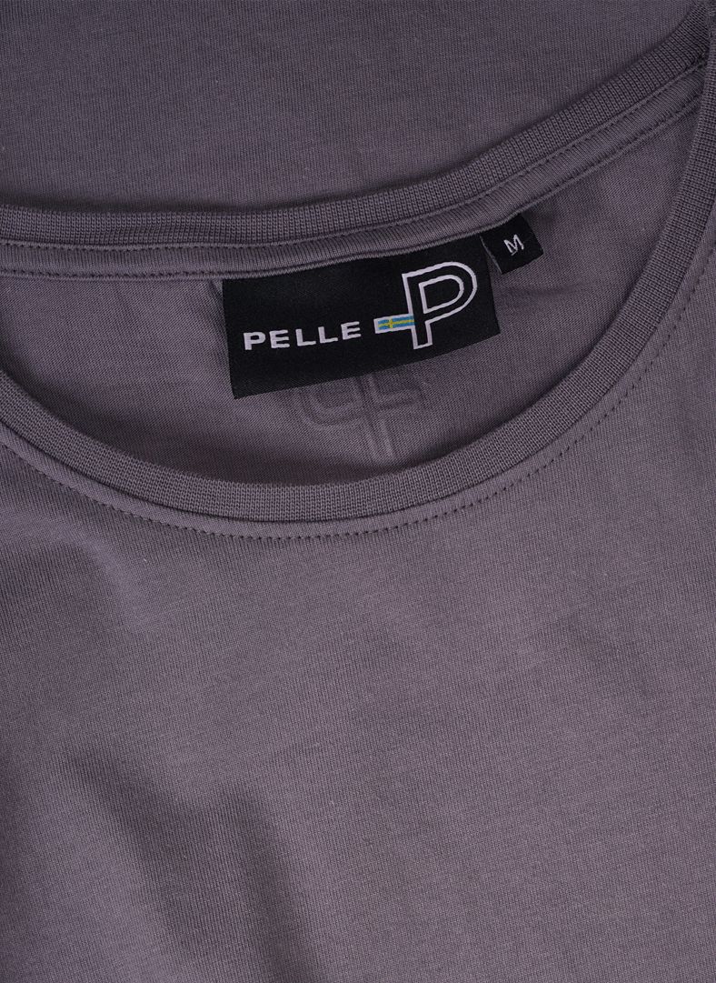 Badge Tee Badge Tee