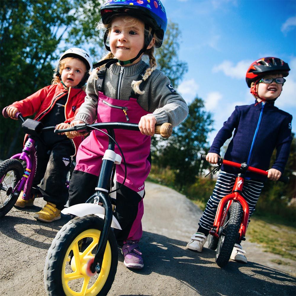 Gneis Vår vision - Barn som cyklar.