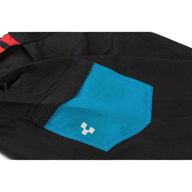 CUBE Junior Baggy nuorten shortsit CUBE Junior Baggy nuorten shortsit