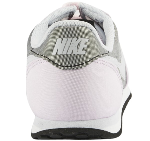 wmns nike genicco