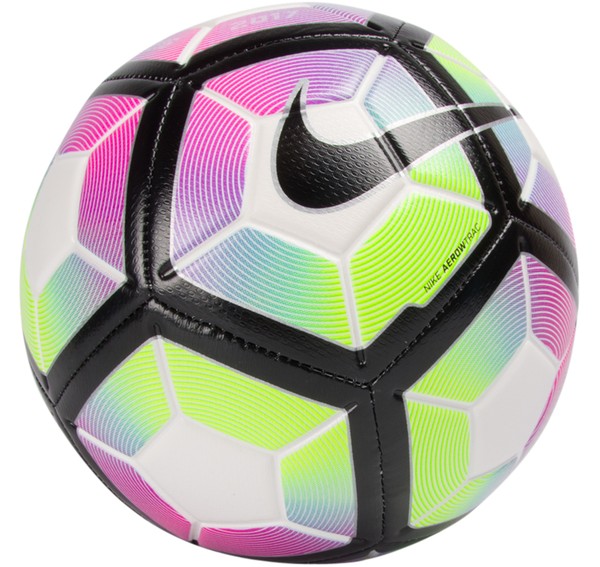 nike aerowtrac strike