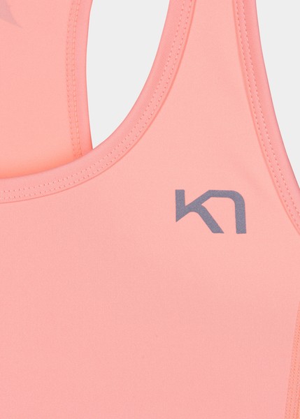 NORA SINGLET NORA SINGLET