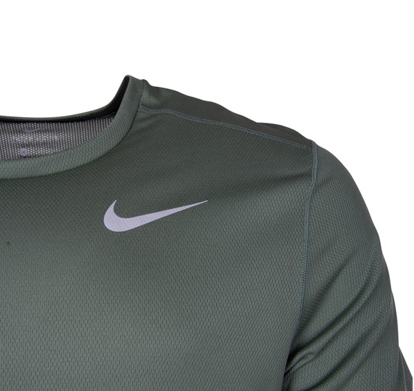 Nike Dri-FIT Breathe Men's Run Nike Dri-FIT Breathe Men's Run