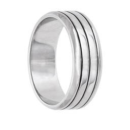 Ring i äkta silver med ränder Ring i äkta silver med ränder