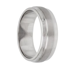 Ring i äkta silver med en bred rand Ring i äkta silver med en bred rand