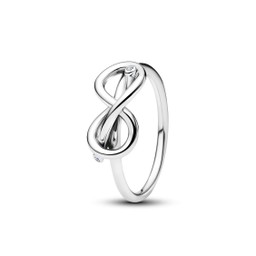 Ring i äkta silver med evighetsknut