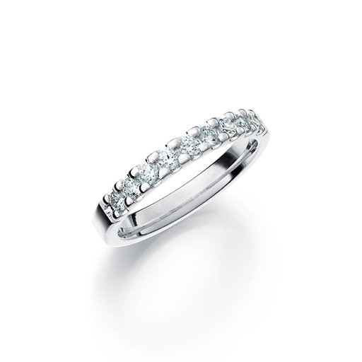 Diamantring i 18K guld