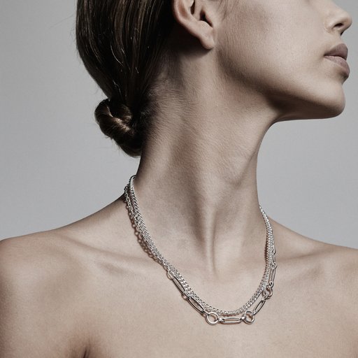 Halsband
