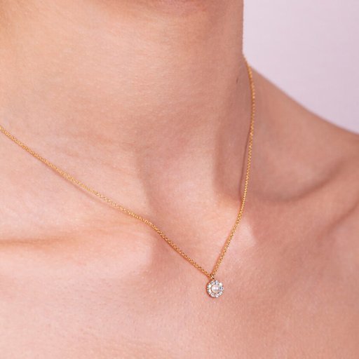 Halsband