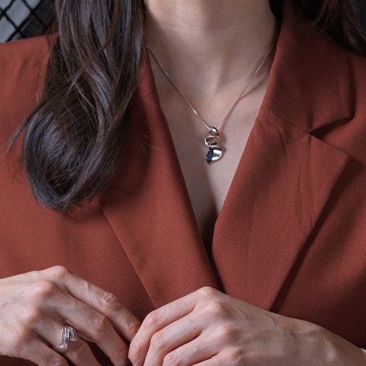 Halsband i äkta silver