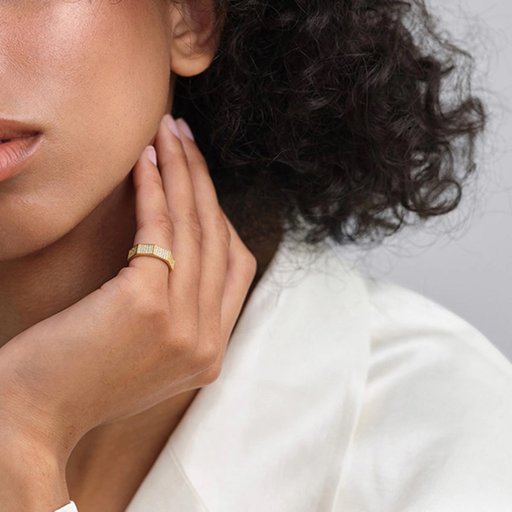 Förgylld ring i äkta silver med kubisk zirkonia Förgylld ring i äkta silver med kubisk zirkonia