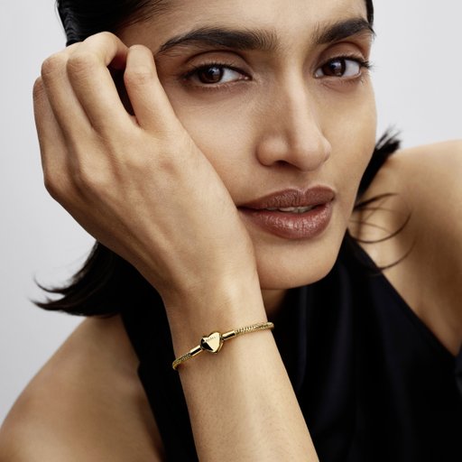 Förgyllt armband med hjärtlås 19 cm