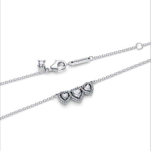 Halsband i äkta silver med tre hjärtan