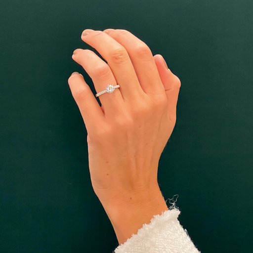 Ring med labbodlade diamanter Vega