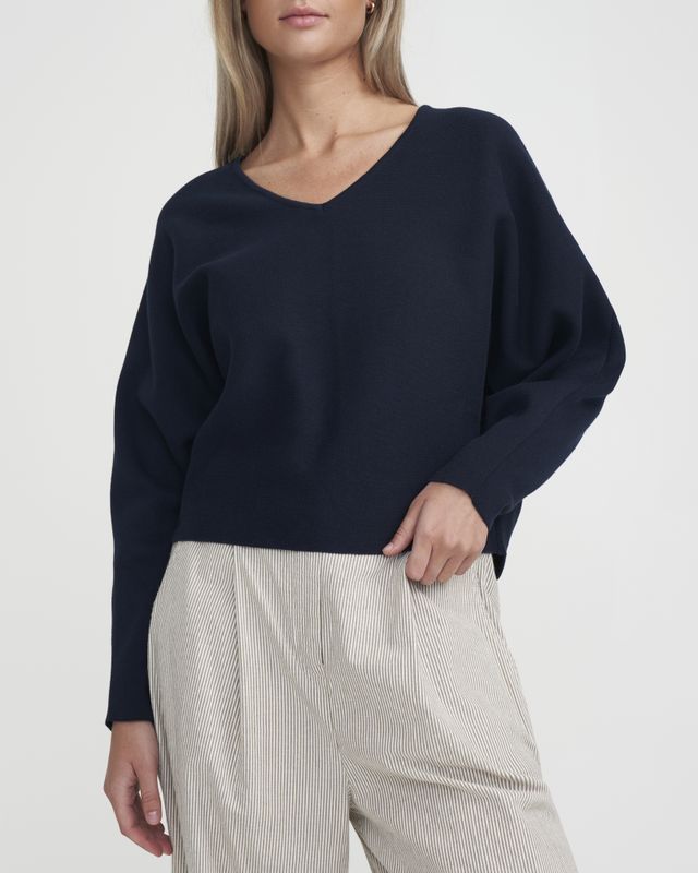 Barbro V-neck Barbro V-neck