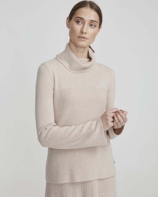 Emma Rollneck Emma Rollneck