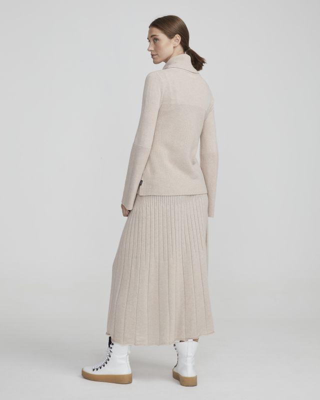 Emma Rollneck Emma Rollneck