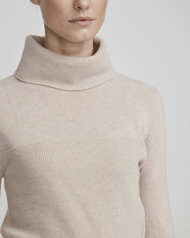 Emma Rollneck Emma Rollneck