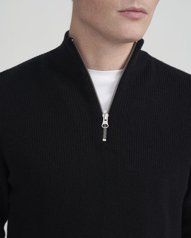 Göran T-neck