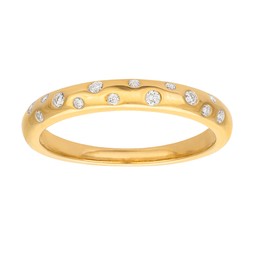 Diamantring i 18K guld med flera diamanter