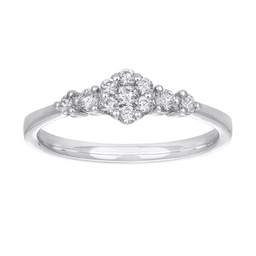 Diamantring i 18K guld med sidostenar