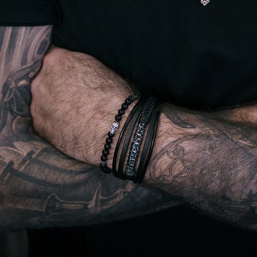 Armband i stål och läder