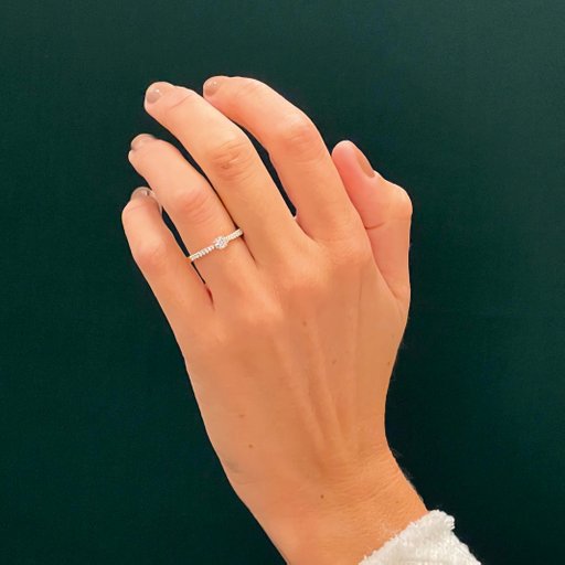 Ring med labbodlade diamanter Vega