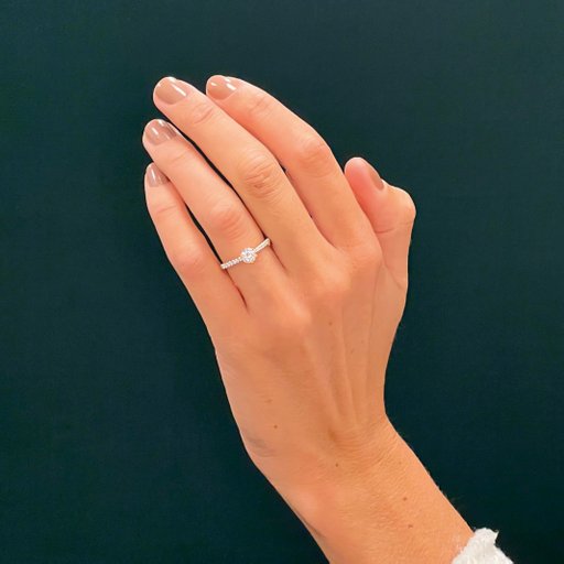 Ring med labbodlade diamanter Vega