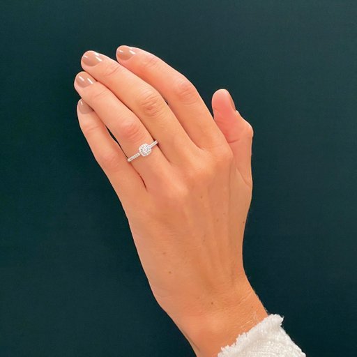 Ring med labbodlade diamanter Sirius
